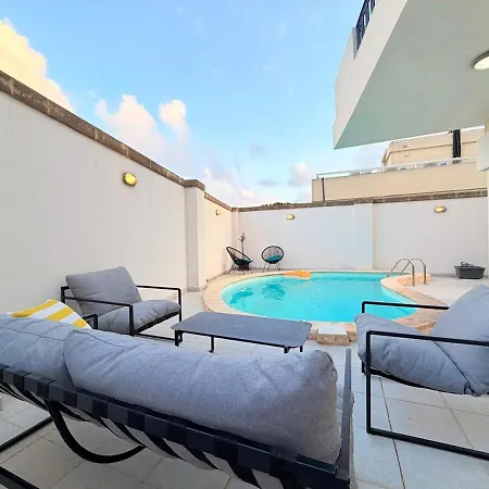 Private Pool Escape - Stylish Island ヴィラ San Ġwann