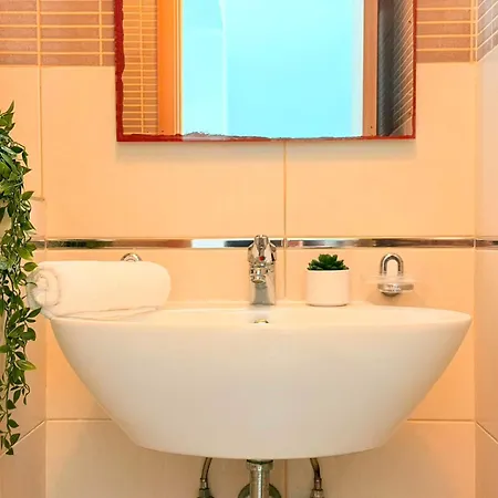 Private Pool Escape - Stylish Island San Ġwann